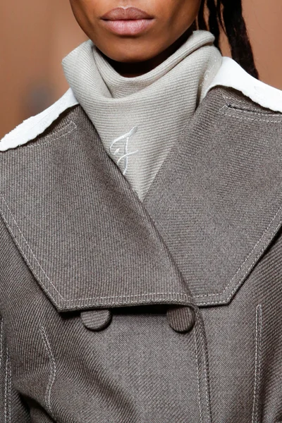 Look 23